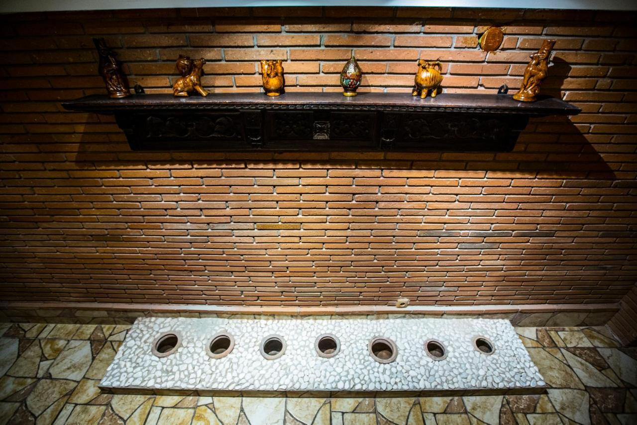 Wine Hills Hotel Tbiliszi Kültér fotó
